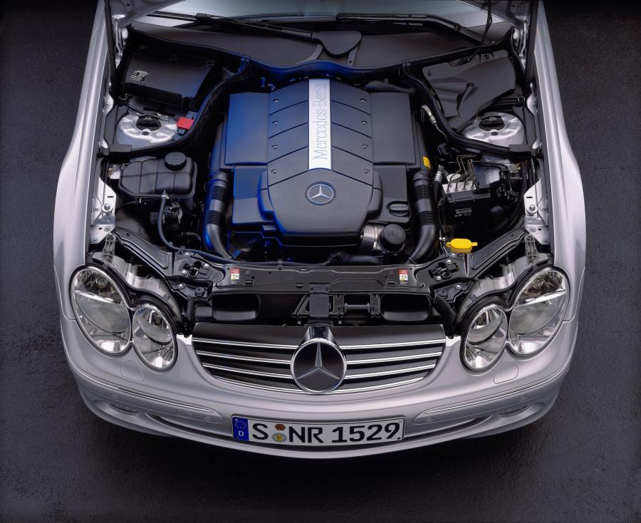  Mercedes-Benz CLK-Class 2003 года  (фото 43 из 163)